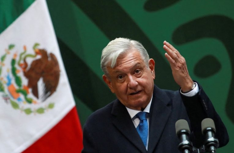 México ofrece la nacionalidad a «todos» los nicaragüenses apátridas que quieran vivir en este país