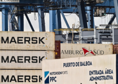Hutchison amenaza con demandar a Maersk